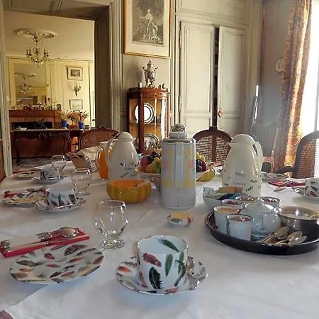 Bed and breakfast Domaine De Puyrousse 3*