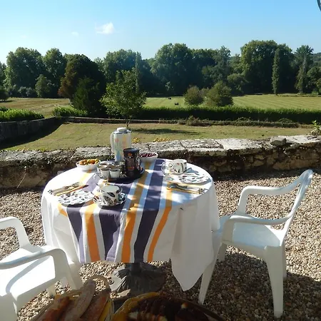 Bed & Breakfast Domaine De Puyrousse 3*