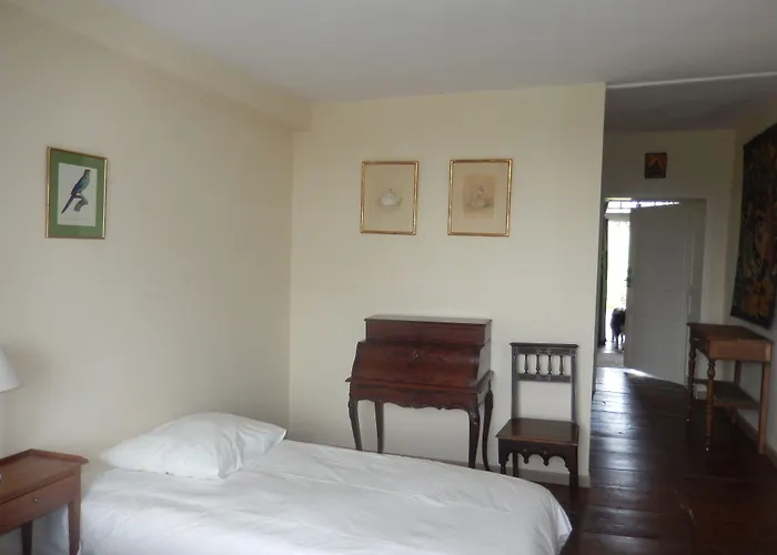 Bed & Breakfast Domaine De Puyrousse